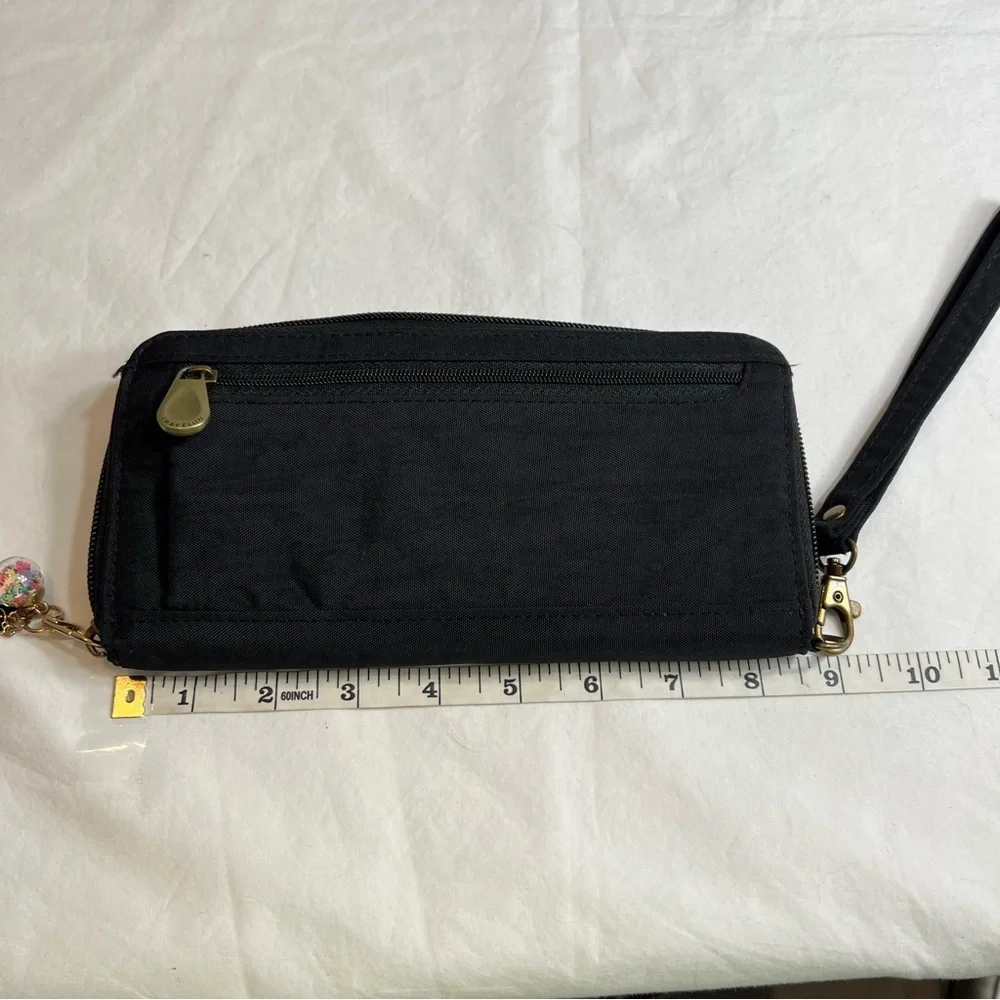 Travelon RFID black full size zip around wallet wristlet
